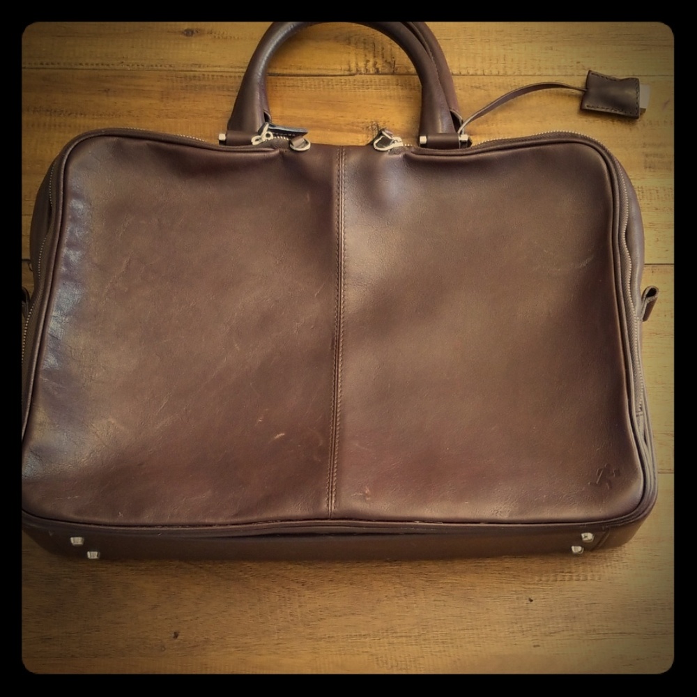 Want les essentials leather briefcase